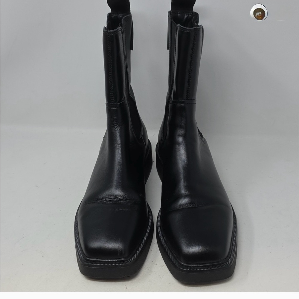 Steve Madden Black Leather Square-Toe Ankle Boots